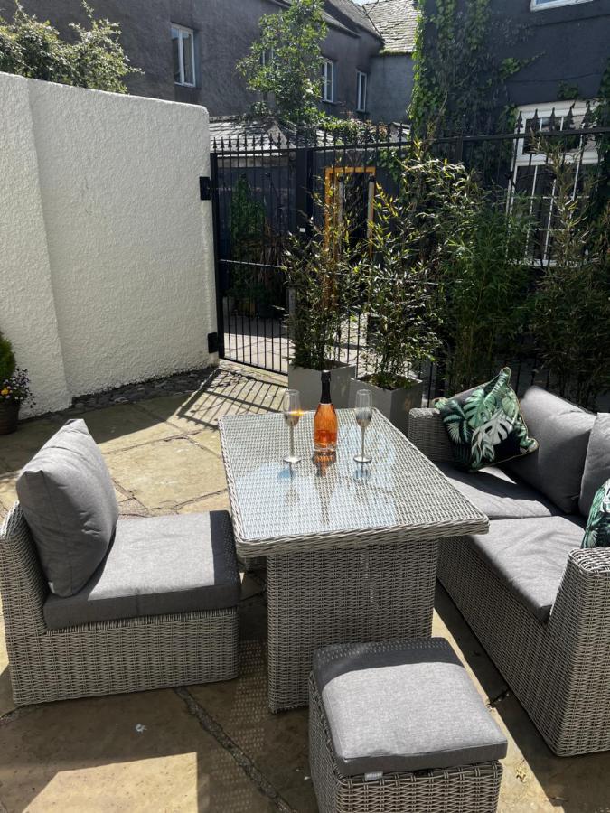Ulverston Stunning 1 Bedroom Apartment Eksteriør bilde